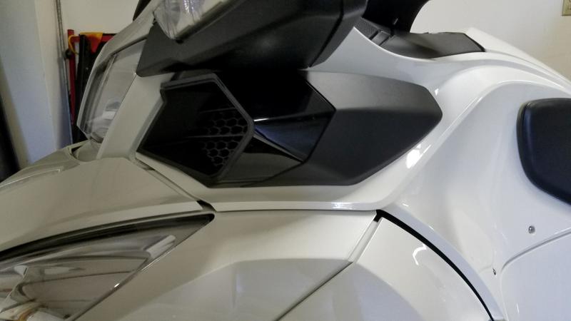 2013 Can Am Spyder Factory Cooling Mod from side
