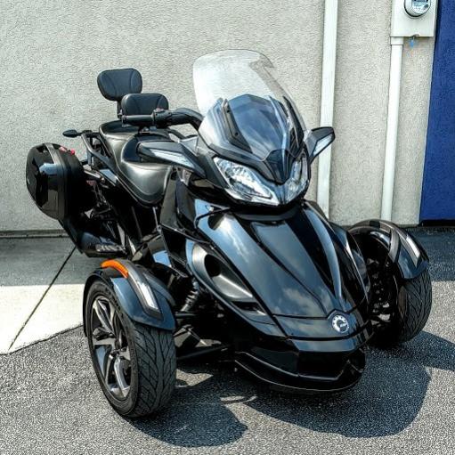 2014 Can Am Spyder STS