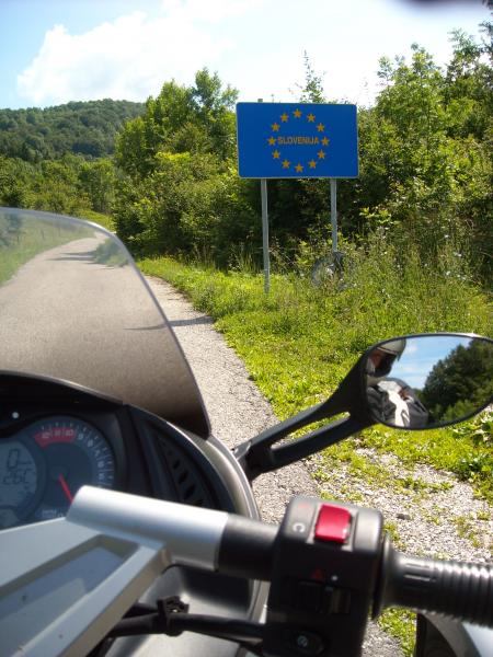 26 + international border  125p