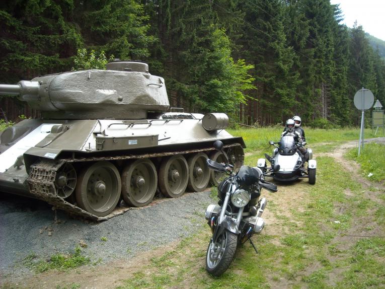 46 + war memorial 25p