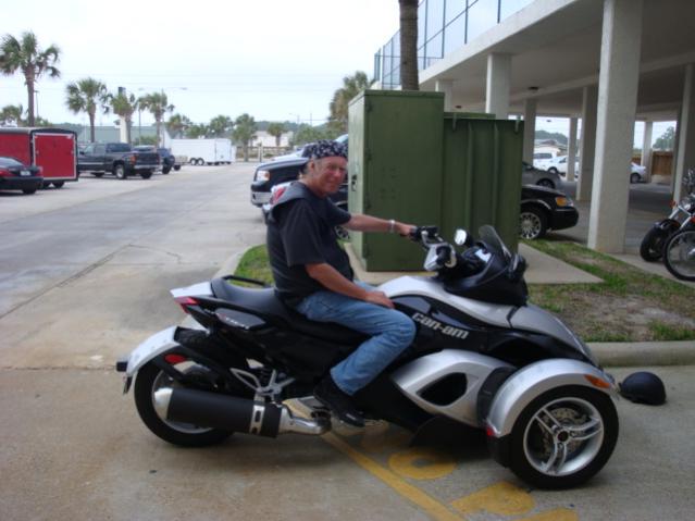 5 1 2010 Just returned from Club La Vela. Checked out venders for a stick on seat during Thunder Beach, no one had them. Sam's sons took turns ryding 