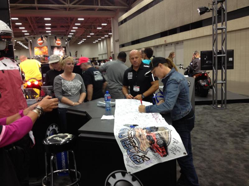 56439 464687820241161 1479337239 o