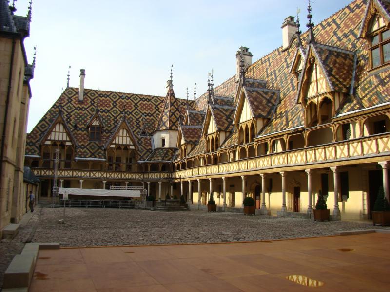 5July2012 Beaune Hostel Dieu (26)