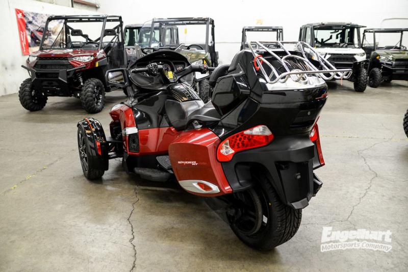 6114be6d14e4620fc8231f55