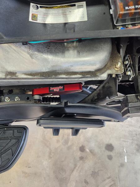 9B689083 F0C5 49C8 8428 5015E4D36915