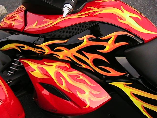 A little closer on de left side.