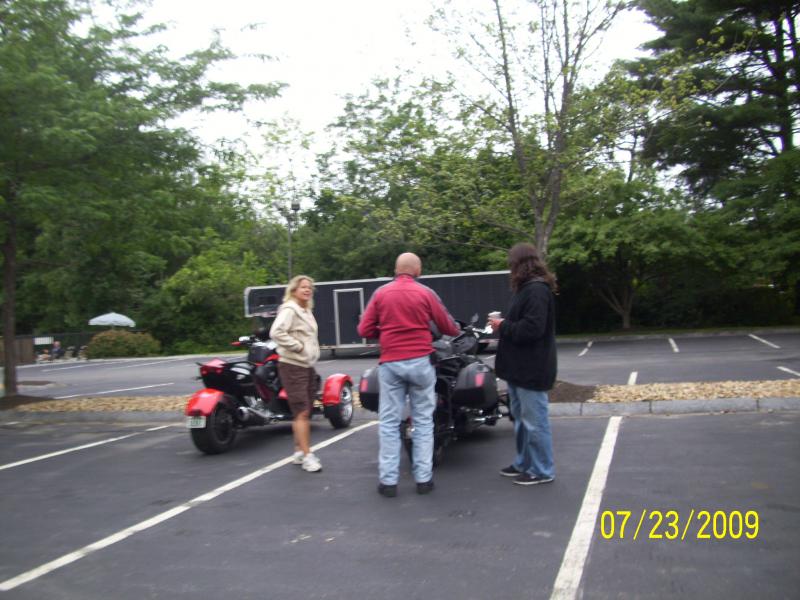 A trio of Spyder owners.