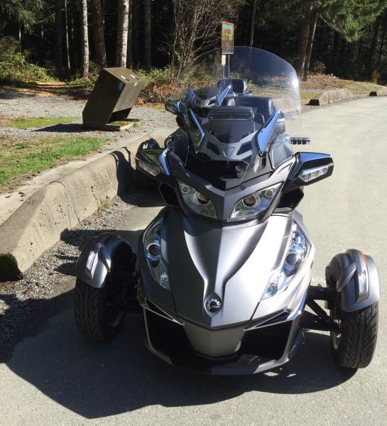 Added vented F4 customs taller wider windshield and air scoop kit.