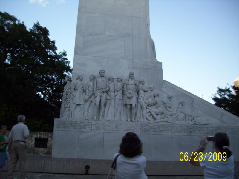 An obelisk near The Alamo