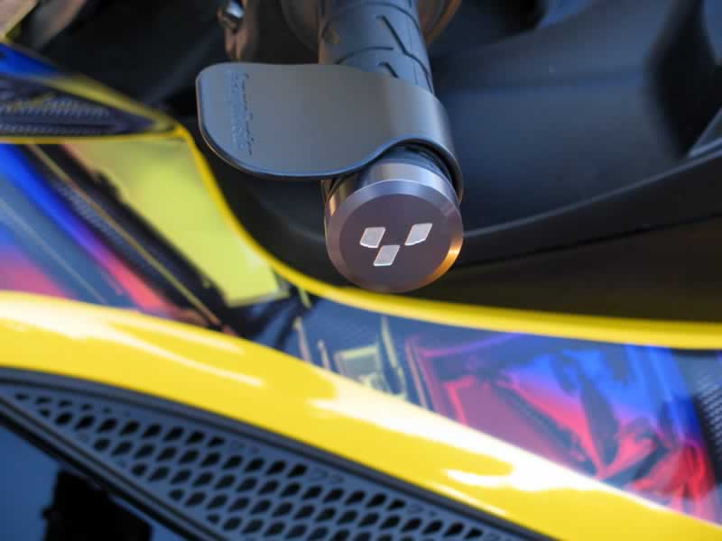 Anti-Vibe bars with billet aluminum end caps.