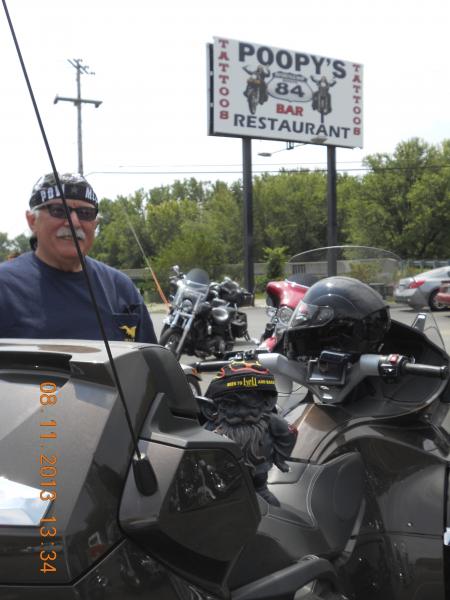 At Poopies on the Illinois side of the Mississppi