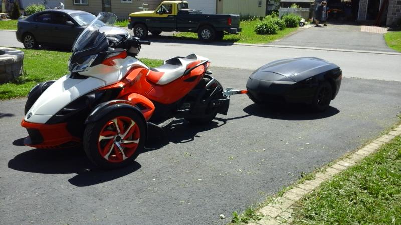 Audax (CAN-AM  Spyder ST-S 2017) with Freedom trailer