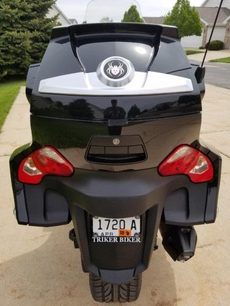 back shot of my custom  license plate bracket and spyder hold down bolts