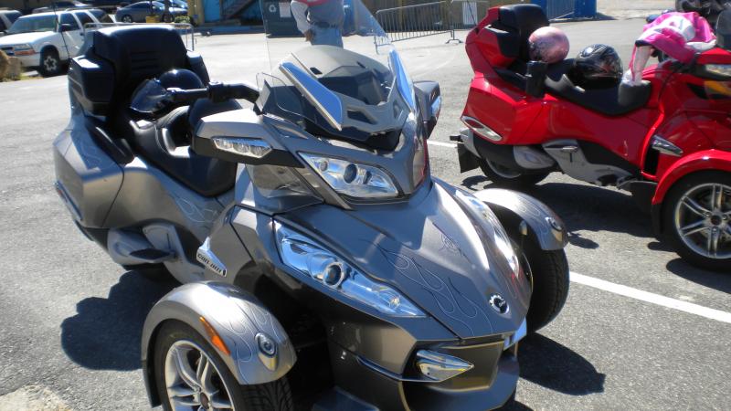 Barbara & Bruce's Spyder