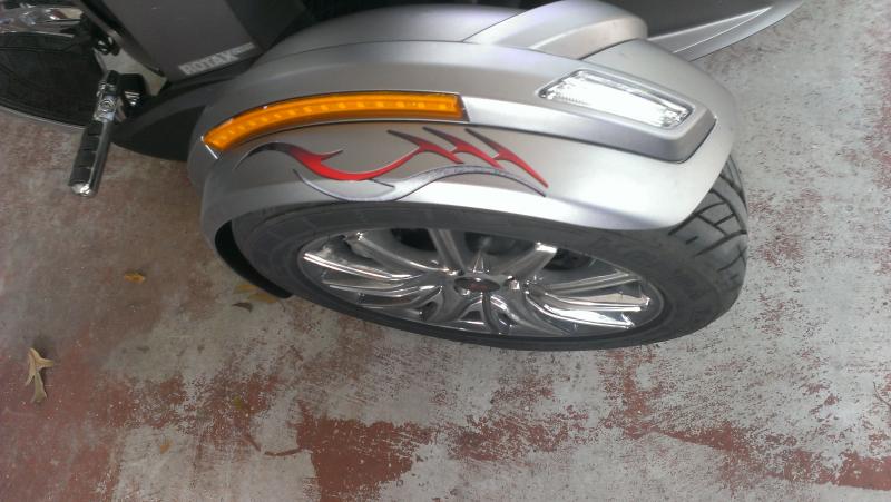 Barbwire Red Reflective