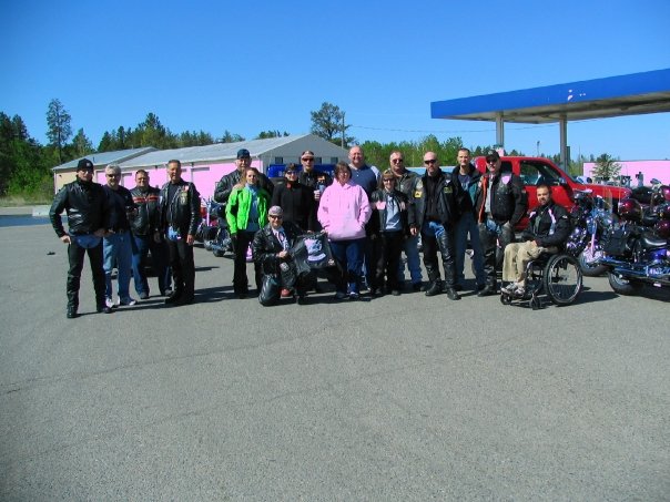 bemidji chris dewey ride, deputy shoot in the line of duty, still alive shot in the neck c4 I believe.