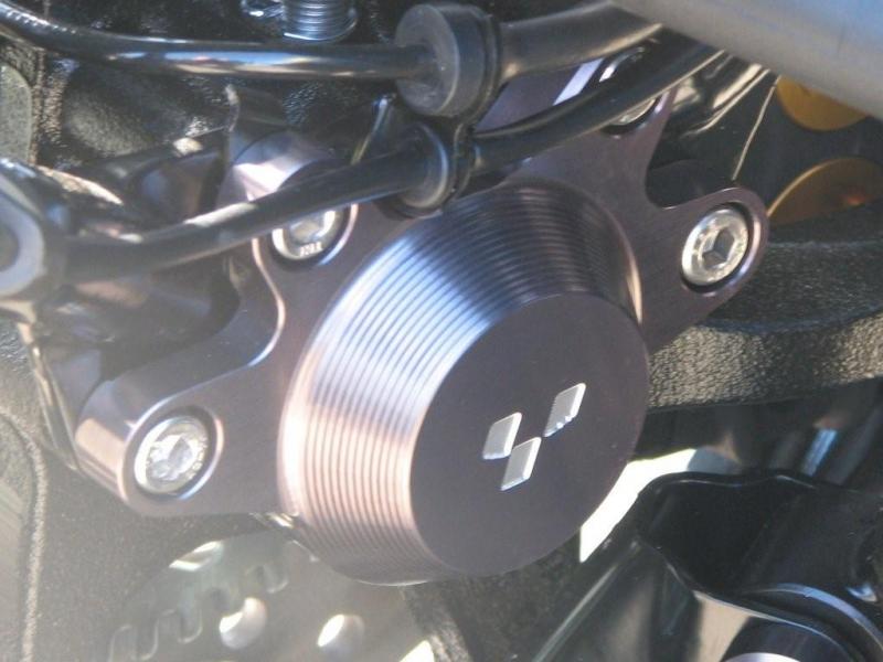 Billet front axel cover