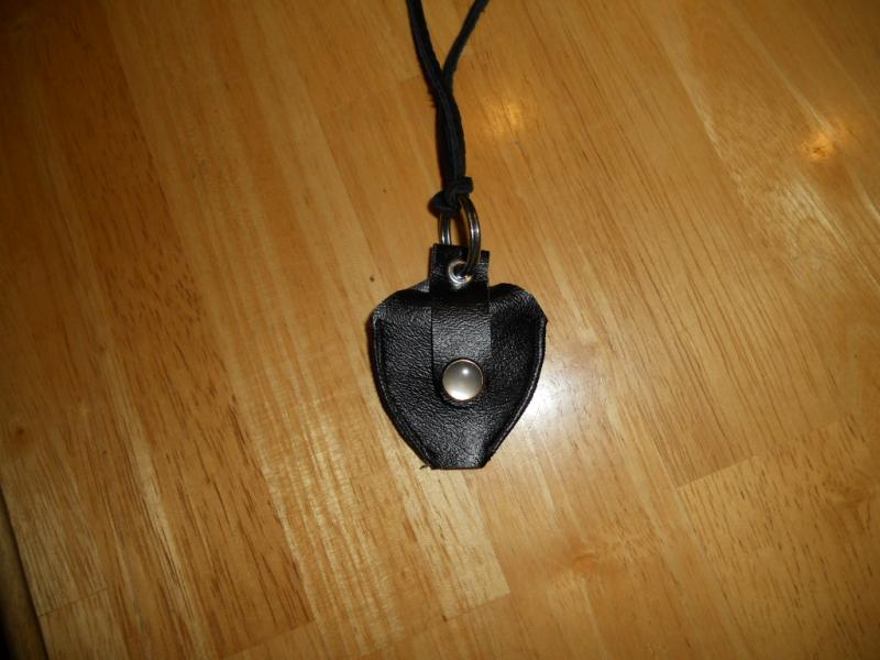 Black vinyl lightweight