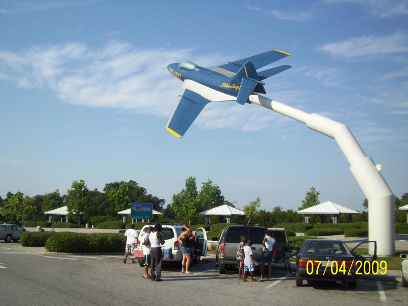 Blue Angels at FL welcome center, I-10 going east.