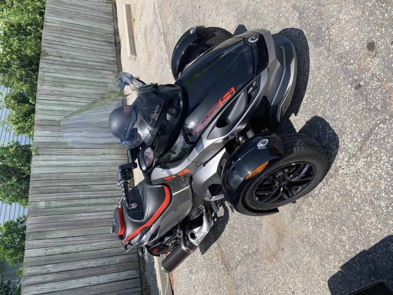 C64A29B0 E784 4D14 B685 F06837E6E607