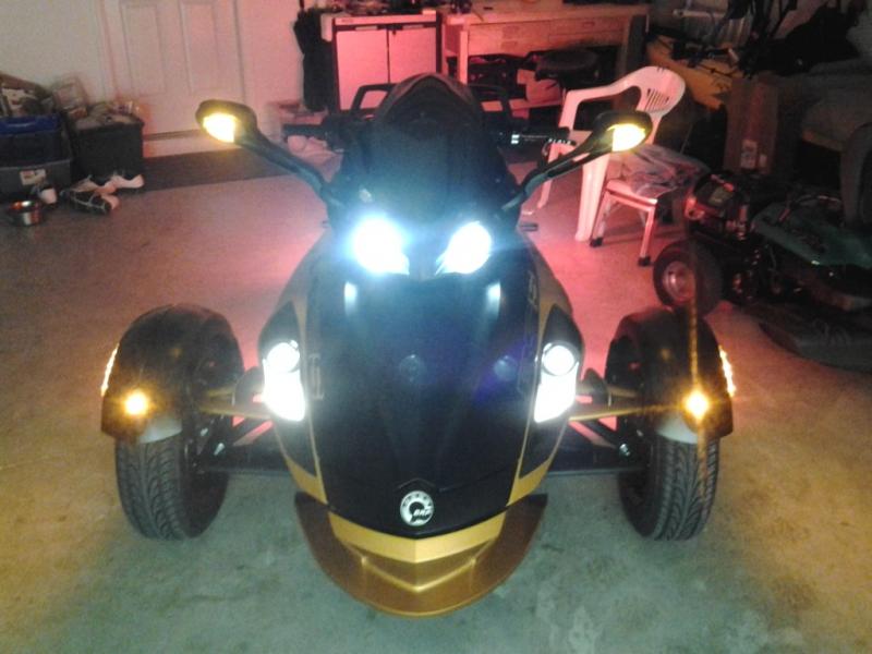 Can Am Front View Closeup