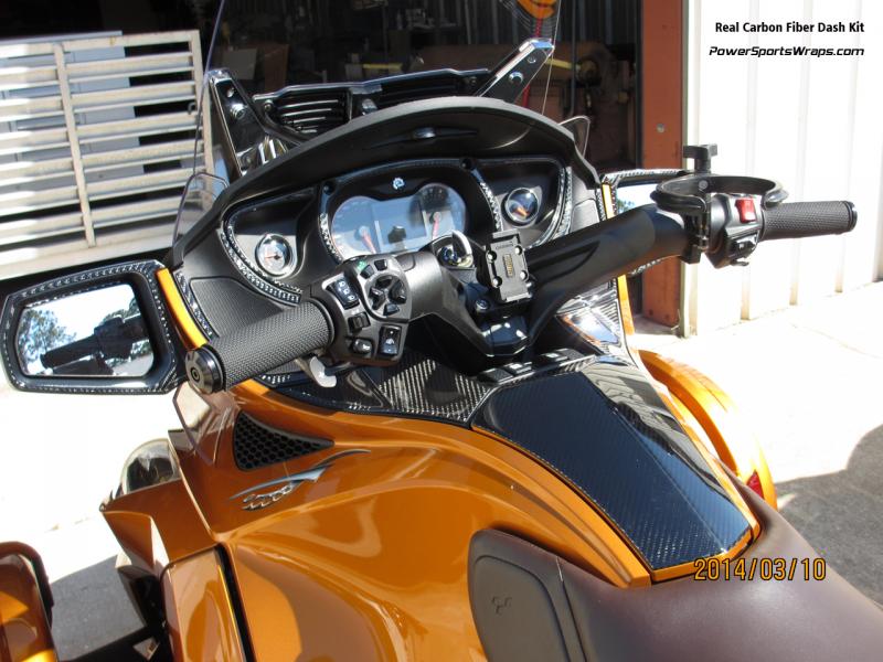 Carbon Fiber RT dash on Cognac RT