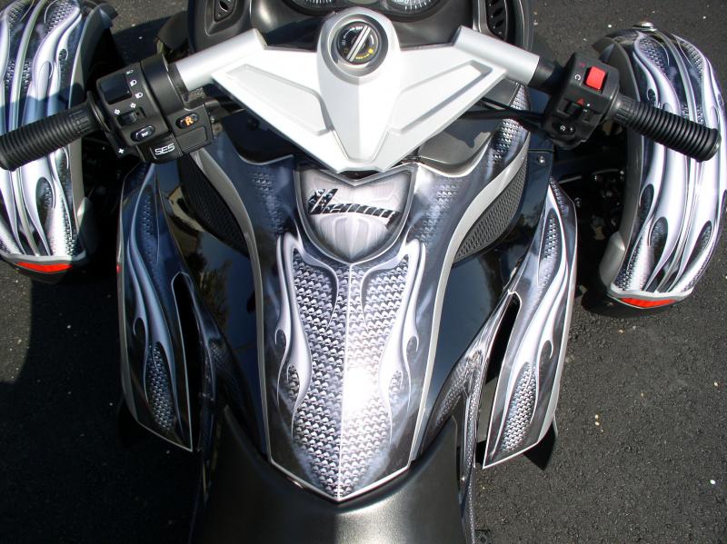 Center console close up