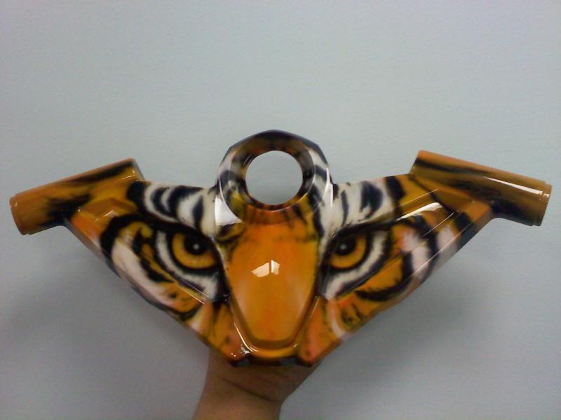 Center console for handlebars...TIGER EYES! Jeff at ISCI did this for me...