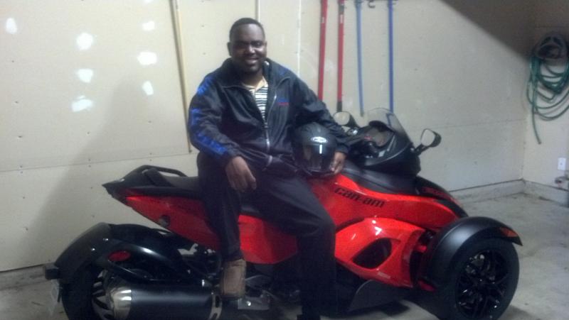 chilling with my spYder