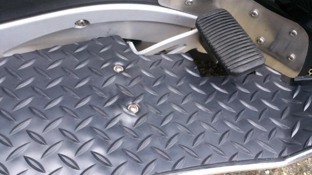 Close up view of M6 X 45mm S/S Flange bolts