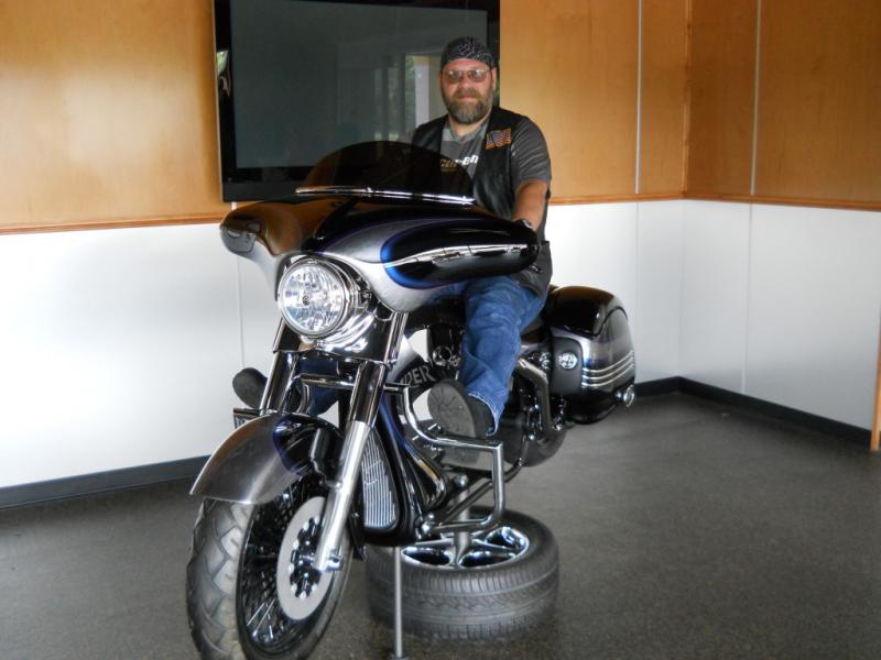 closest you will see me on 2 wheels....lol