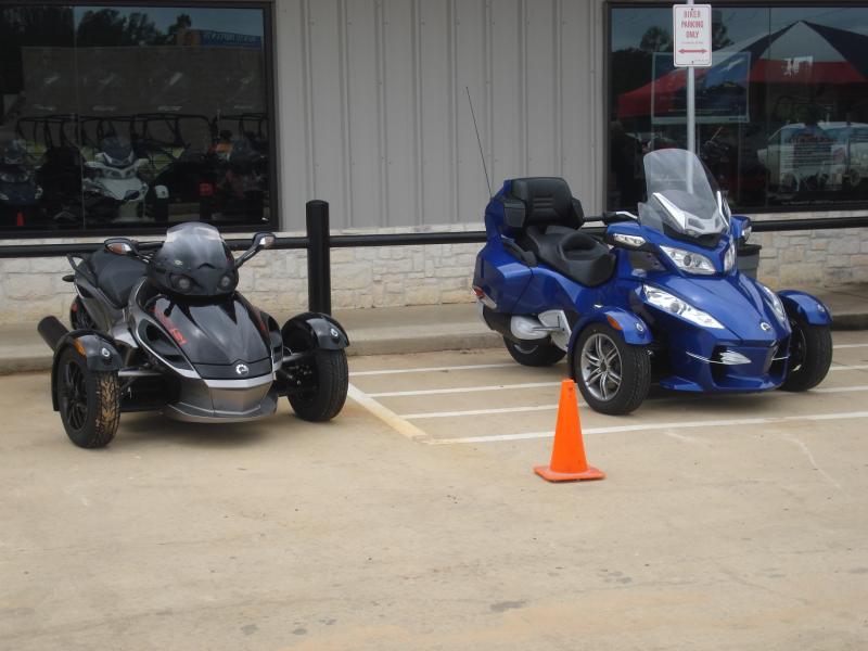 Conroe Powersports Spyder Get together 008
