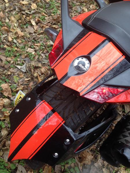 Cut fender an painted racing stripes