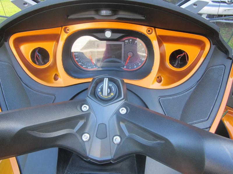 dashboard on spyder14RT 001
