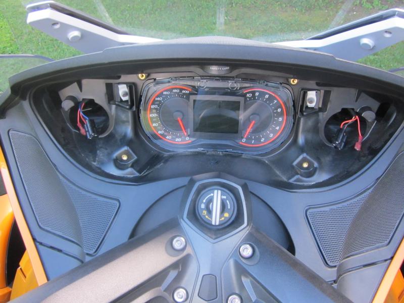 dashboard on spyder14RT 003