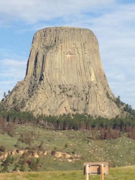 DEVILS TOWER