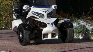 Divan novembarski dan 060 (320x180)