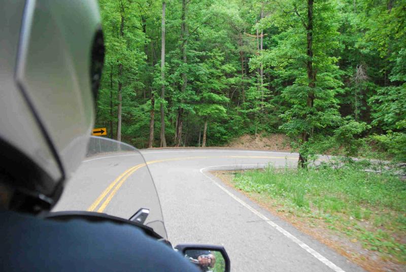 DragonCurves2. Note the right-hand brake in the mirror. It came in real handy. Too bad BRP doesn't think they are necessary.