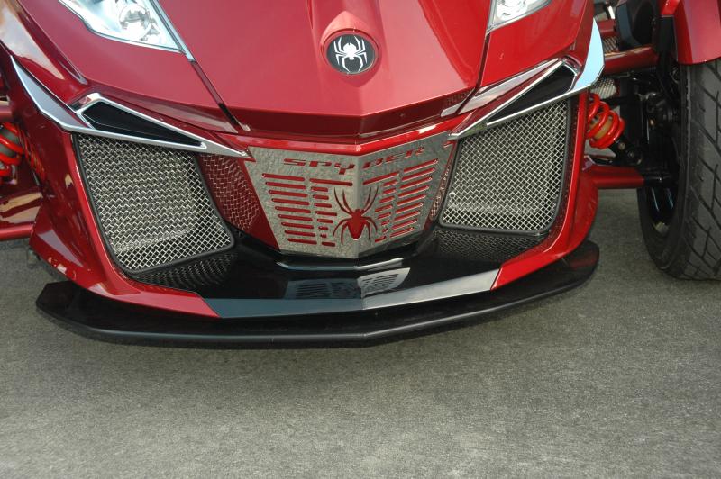 DSC 0337 (Knott) SS Grilles & Front Vent Trim