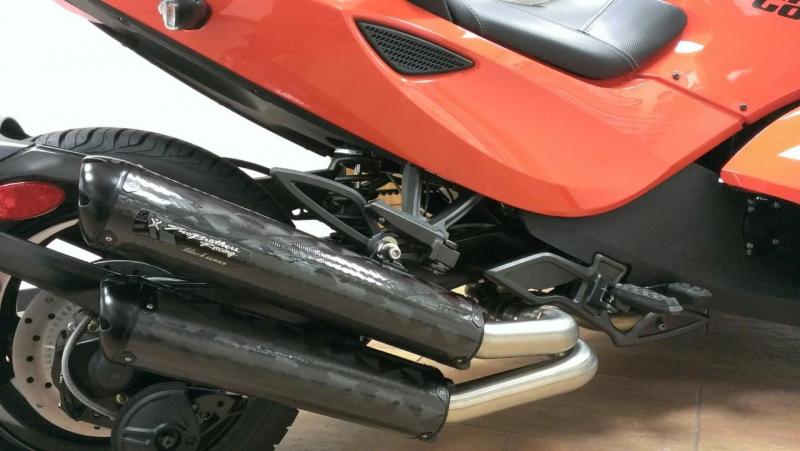 Dual exhaust two brothers black series