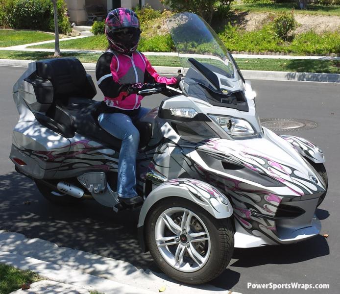 Dueling Pink tribal flame for Spyder RT. Personalize your Spyder with one of our custom graphics or wrap kits.  Email: pette@pwoersportswraps.com