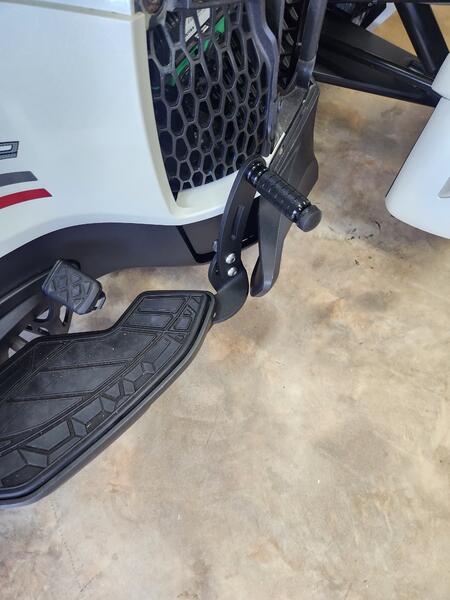 E333D6F9 A0AC 4689 BAB1 AF125A420A8E