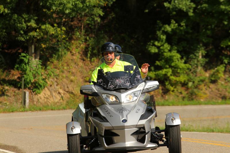 Ed and Mary Tail of the Dragon 2012 09 05 (a)