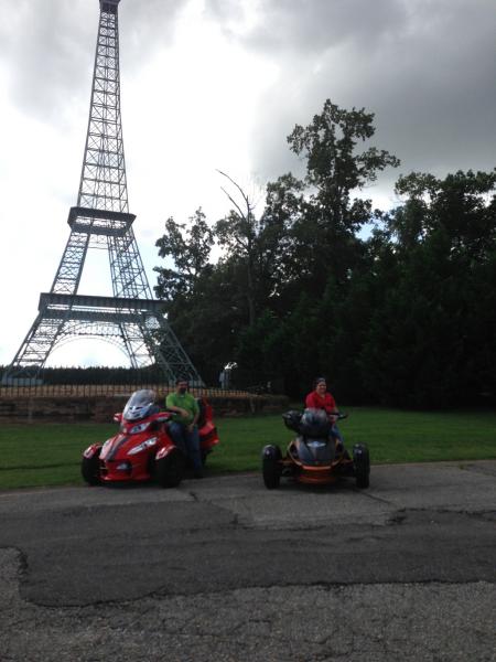 Effiel Tower Memorial Park