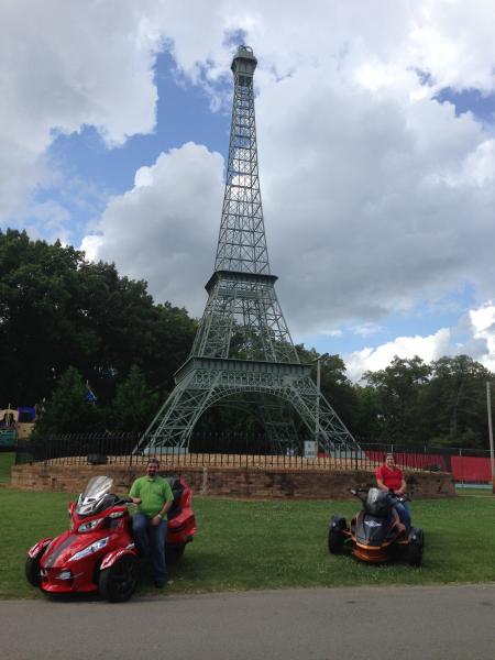 Effiel Tower Memorial Park