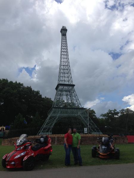 Effiel Tower Memorial Park