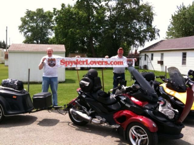 EffinghamBannersigning