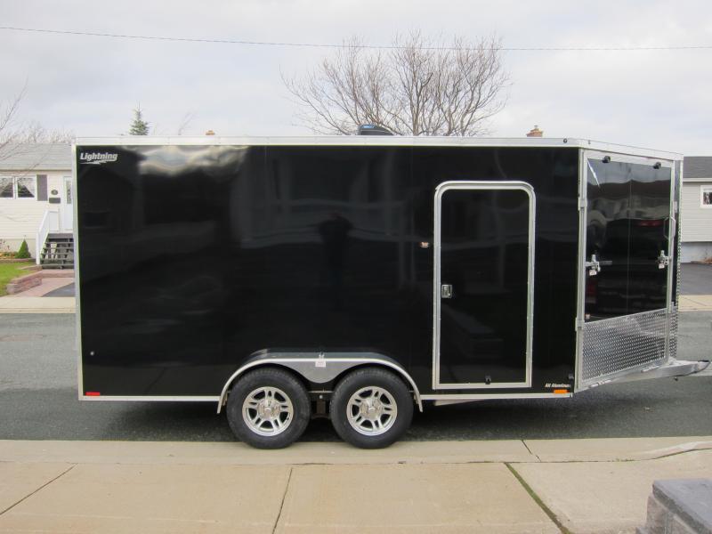 Enclosed trailer