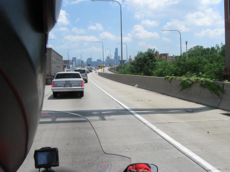 Entering Chicago, little did we know it would take us just as long to get from here to the hotel as it took us to get from Wisconsin Dells to Chicago!