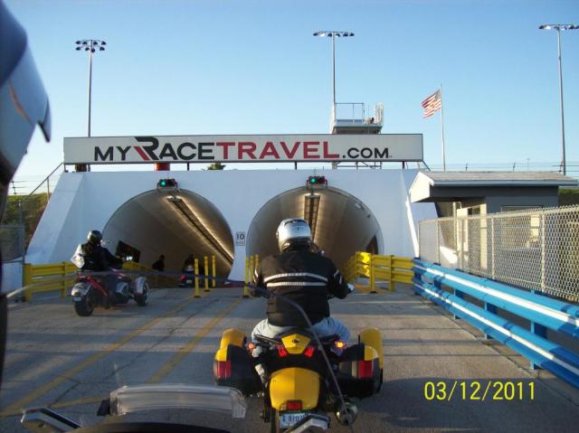Entering the tunnel after Speedway ride BW 2011